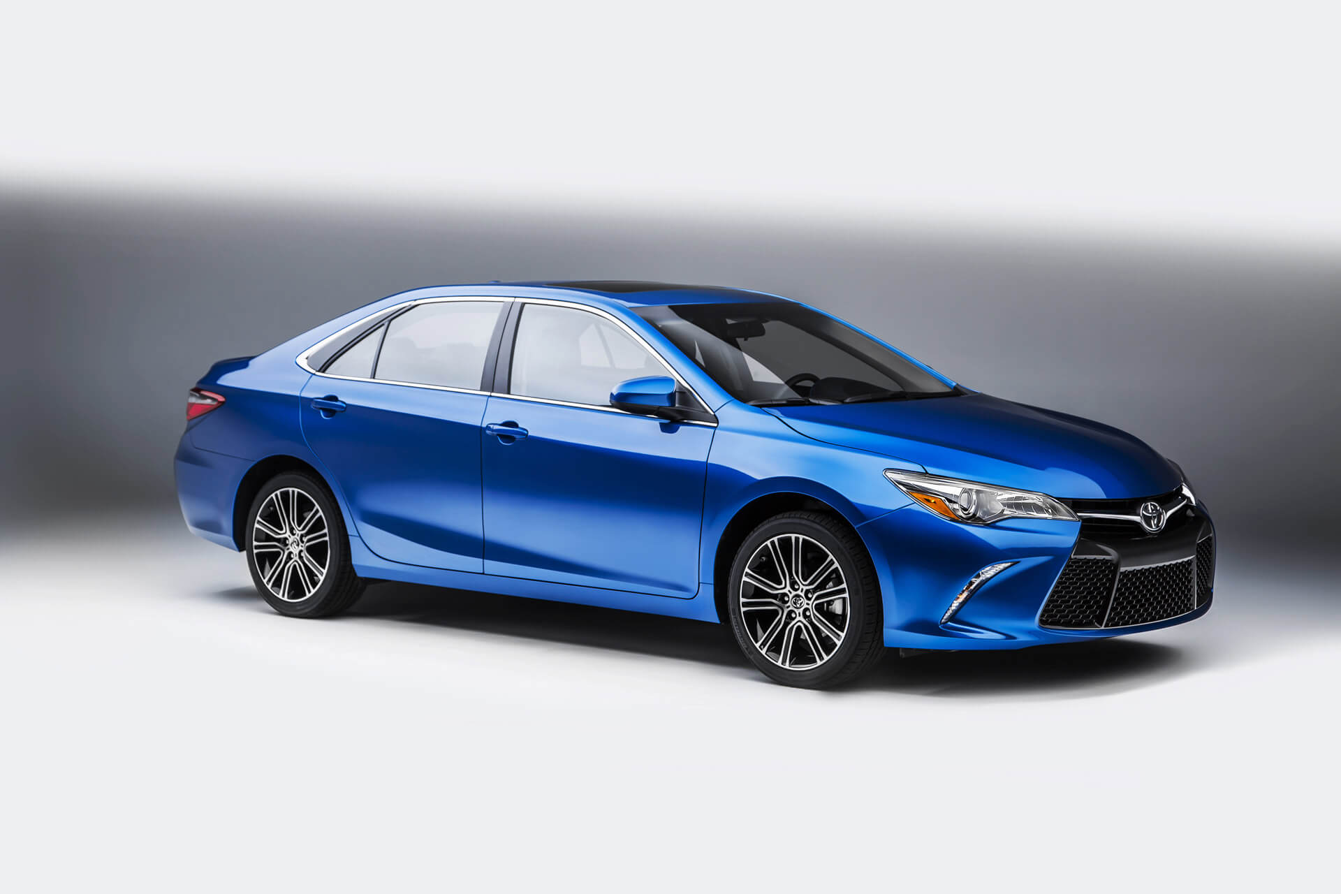 Toyota Camry Spider Car Price And Specs In Ghana